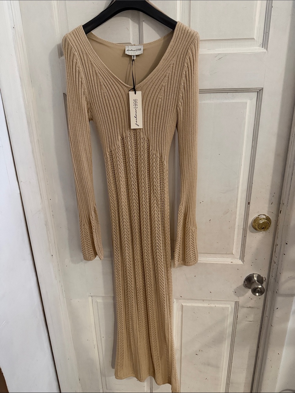 NWT Freshman Beige Ribbed V-Neck Long Sleeve Maxi Dress- Small